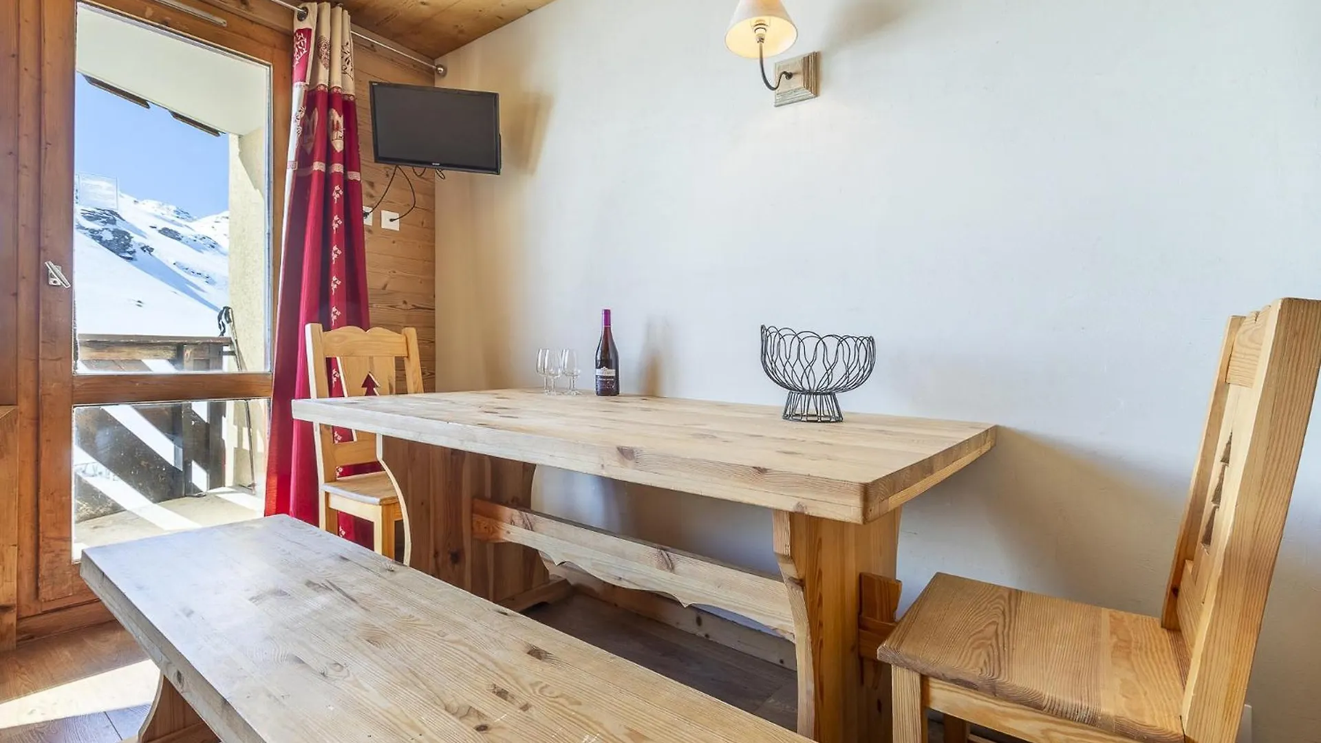 Residence Les Temples Du Soleil - Val Thorens 3*,  France