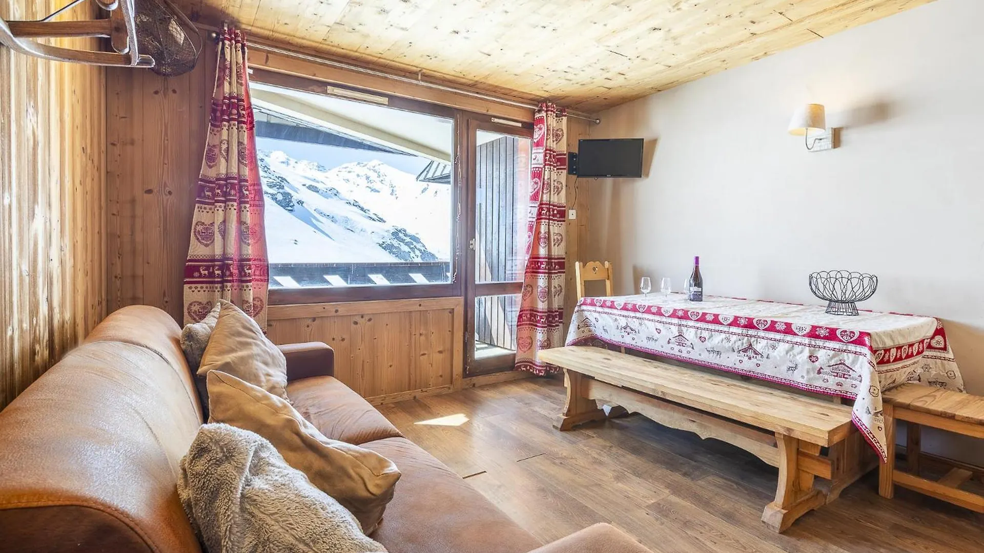 Residence Les Temples Du Soleil - Val Thorens 3*,